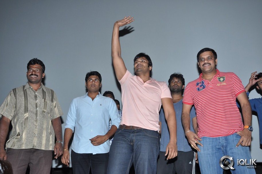 Pandavulu-Pandavulu-Tummeda-Team-Visits-Theatres-in-Hyderabad